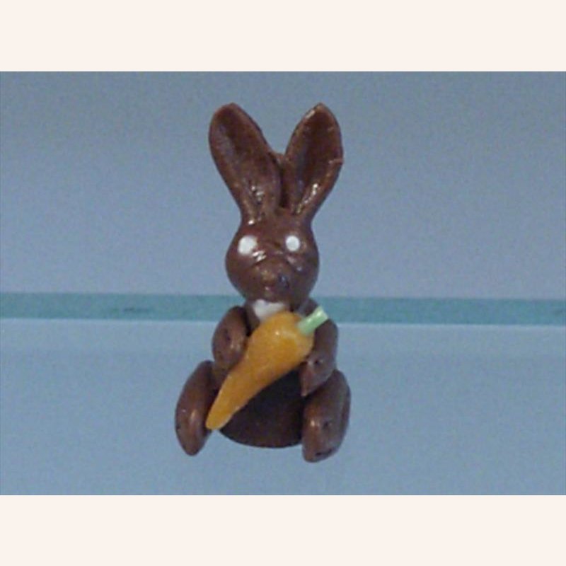 Puppenstube Miniatur Schokoladenhase mit Karotte 2 cm 