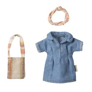 Jeanskleid und Zubehör für Mama Maus
