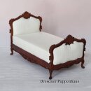 Bett Louis XV Nussbaum